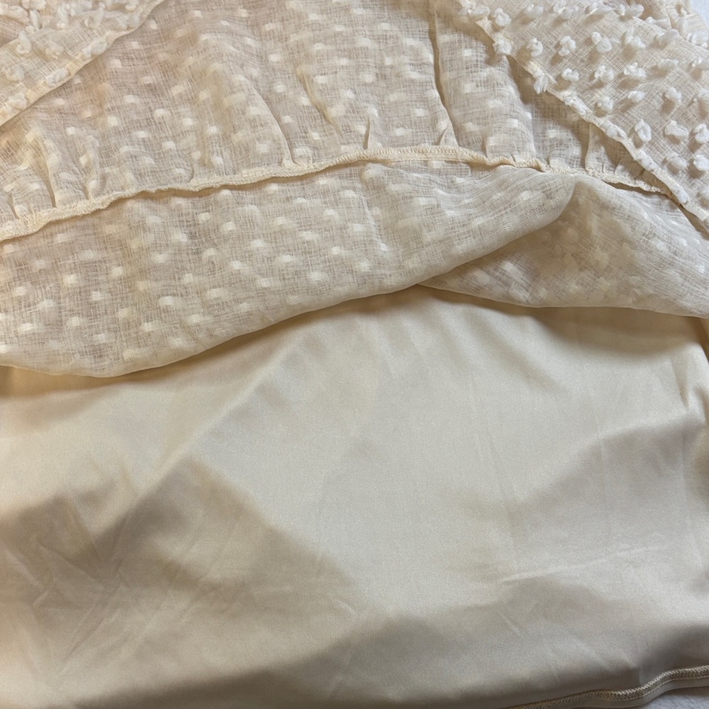 Love Riche Cream Textured Mini Dress - Picture 5 of 9